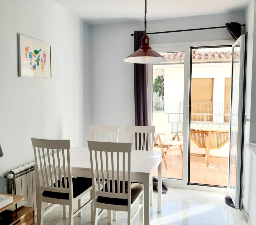 2 Bedroom Apartment In The Old Town, Close To The Beach L' Escala Εξωτερικό φωτογραφία
