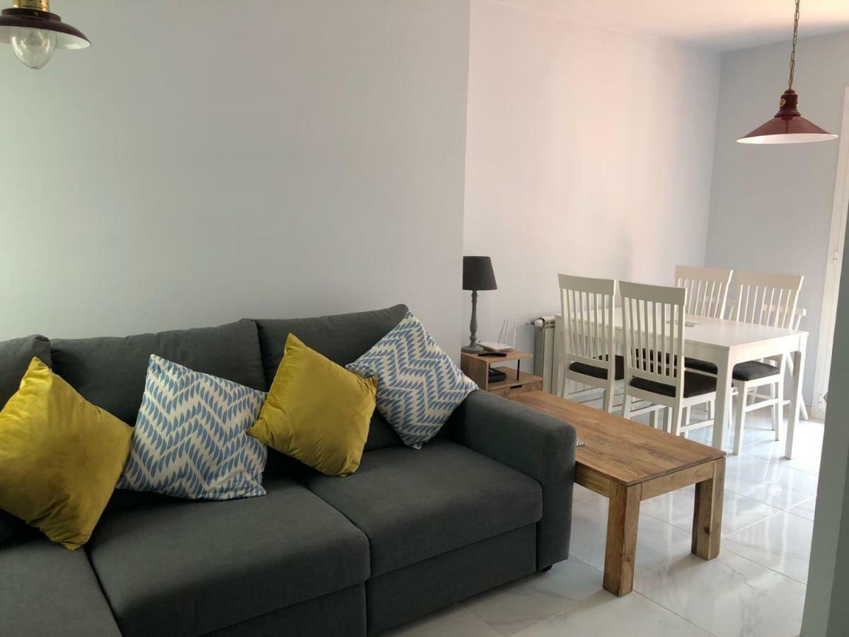 2 Bedroom Apartment In The Old Town, Close To The Beach L' Escala Εξωτερικό φωτογραφία