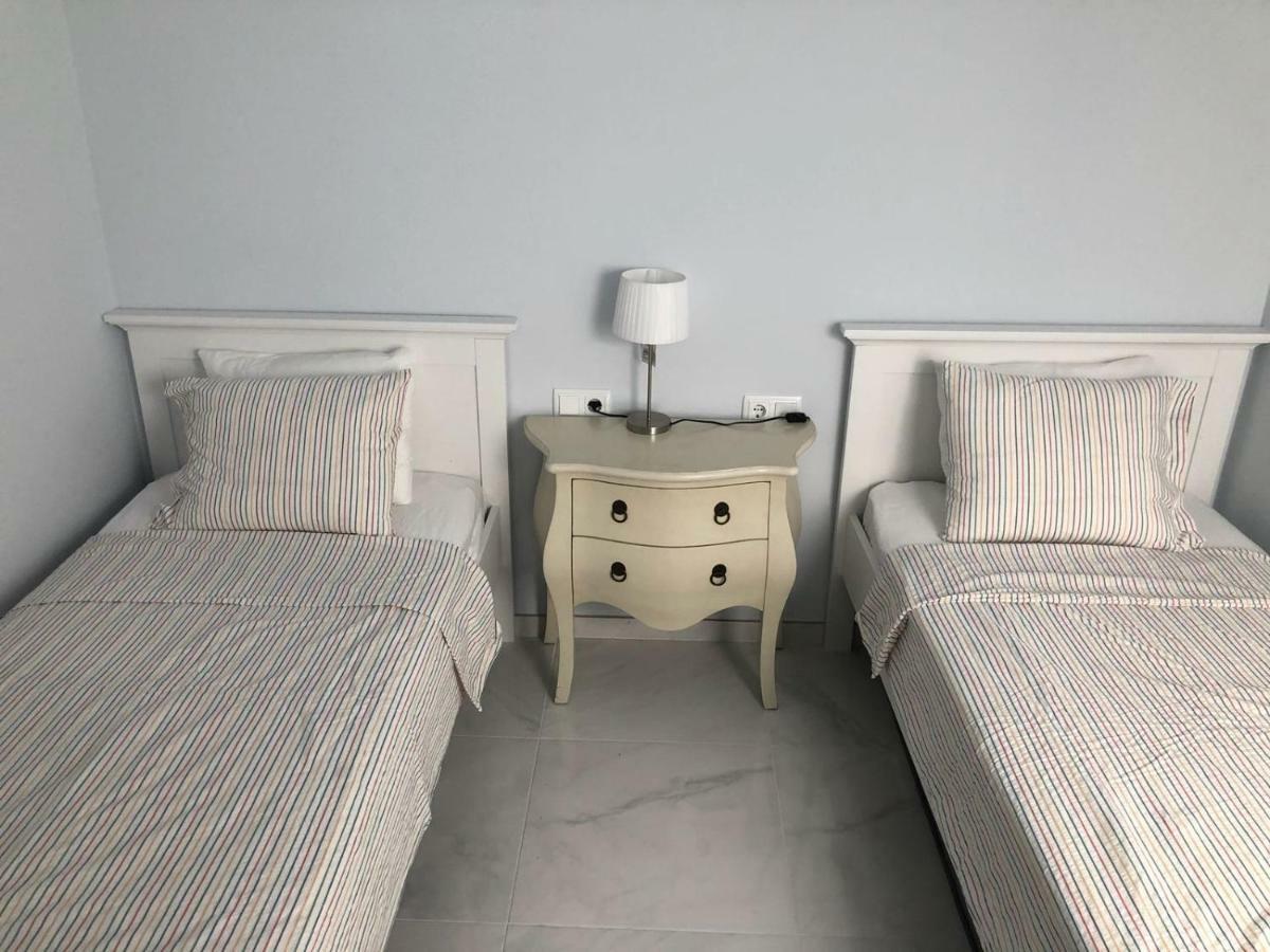 2 Bedroom Apartment In The Old Town, Close To The Beach L' Escala Εξωτερικό φωτογραφία